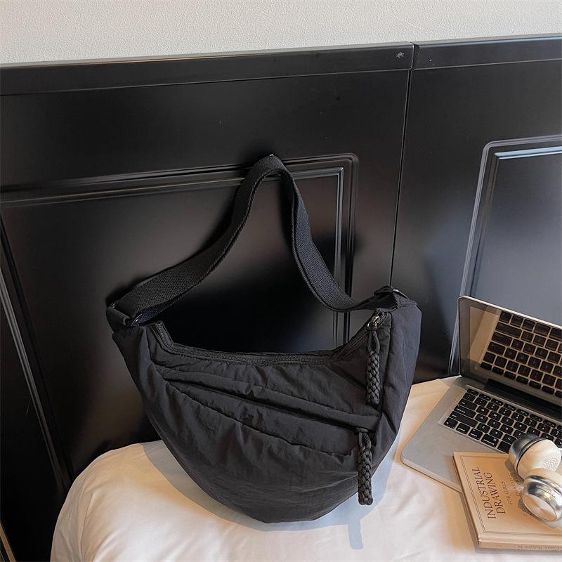 Crossbody Bag, Women's Single-shoulder Bag, Dumpling Bag, Women's Light, Fashionable and Simple Underarm Bag
