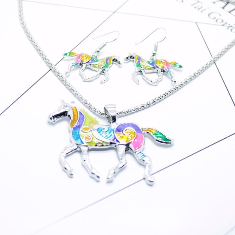 Stylish Vintage Rainbow Pony Jewelry Set Featuring Bold Colorful Animal Motif