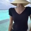 V-neck knitted sweater women's summer ice silk T-shirt new short-sleeved bottoming shirt women's slim top