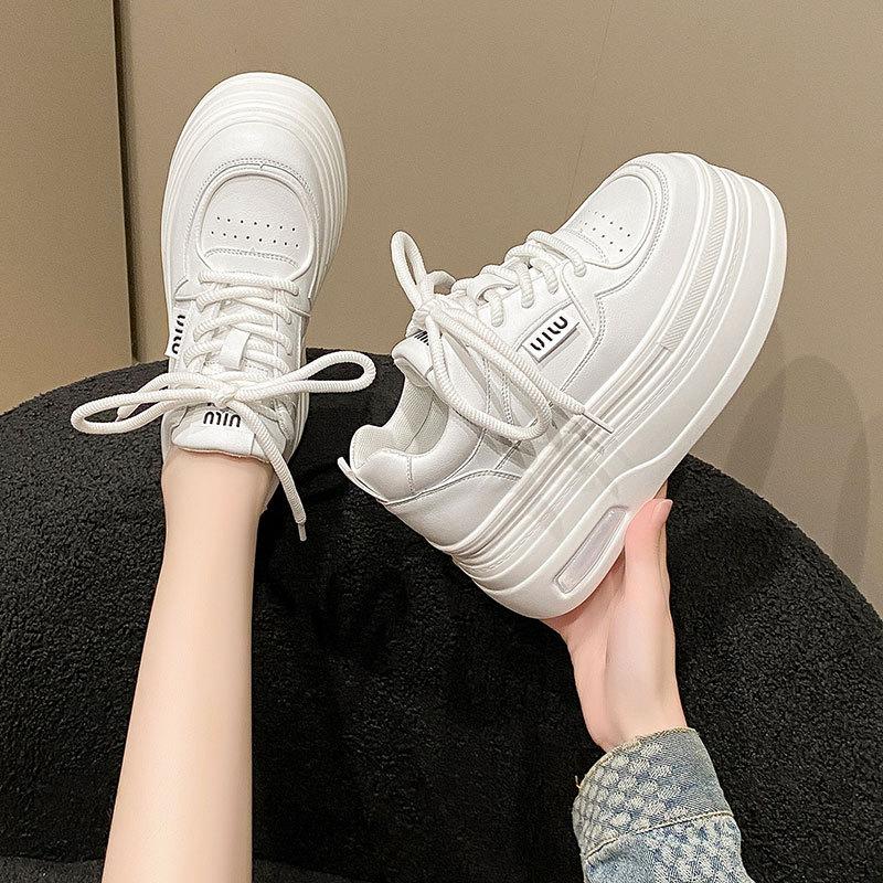 Super thick-soled heightening women's new spring and autumn leather women's shoes, lightweight and versatile casual muffin shoes