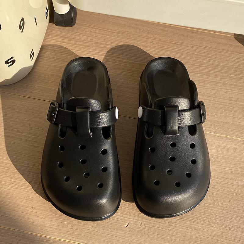 Fashion Comwarm New Women Hole Clogs With Adjustable Buckle Comfort EVA Light Female House Slippers Non-slip Leisure Women Garden Shoes