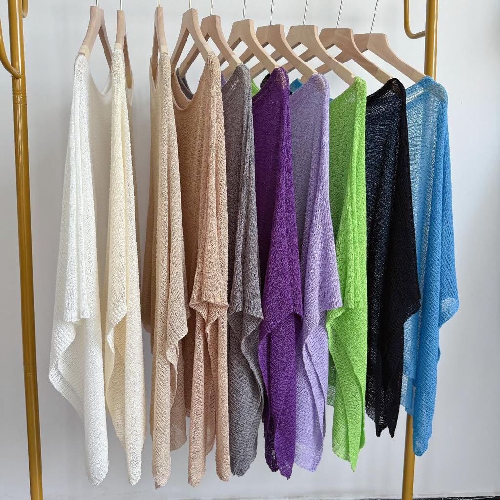 Vícesměrný otevřený pletený pončo šál s tílkem