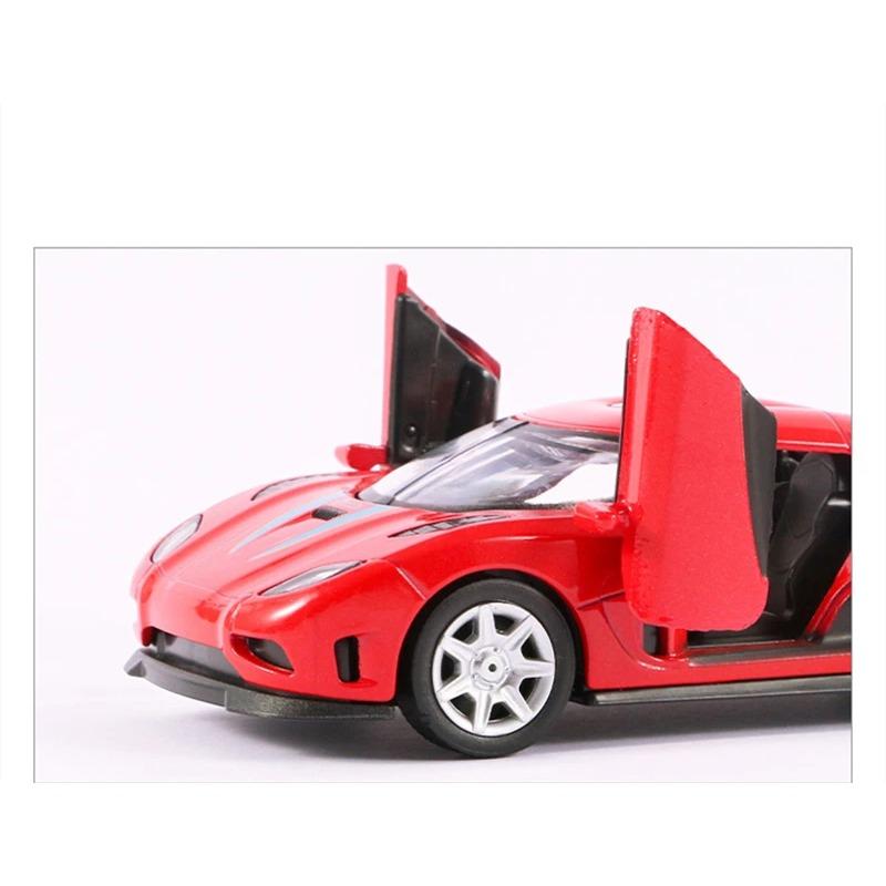 1/32 Koenigsegg CCR Alloy Sports Car Model Diecast Metal Toy SuperCar Model Simulation Sound and Light Collection Childrens Gift