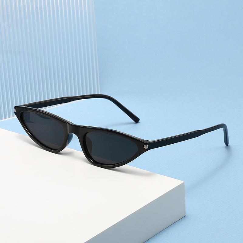 Oval small frame sunglasses, European and American retro personalized spice girls wear glasses ins fashion trend street sunglasses women