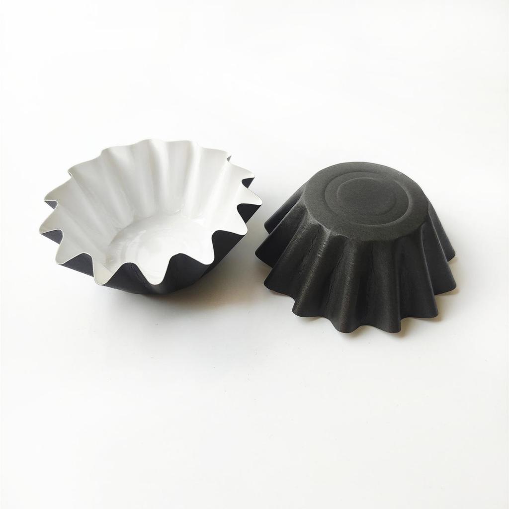Chrysanthemum High-Temp Resistant Cupcake Liners, Mold-Free Baking Cups, 50-Pack