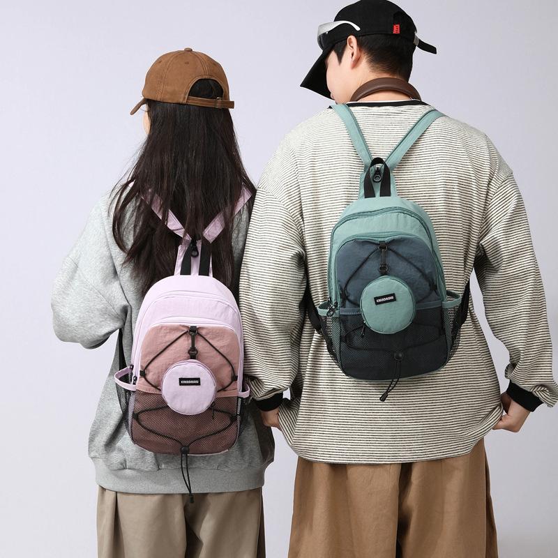 2025 new fashionable American pleated design sense retro casual backpack high value commuter versatile backpack