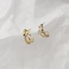 Korean Retro C-Shaped Stud Earrings with Cat's Eye Stone - Trendy, Elegant, and Simple Design for Women
