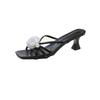 Fashion Hot Selling Summer 2025 New Pearl Flower Fashionable Versatile Square Head French Lady High Heel Roman Sandals Women Slippers