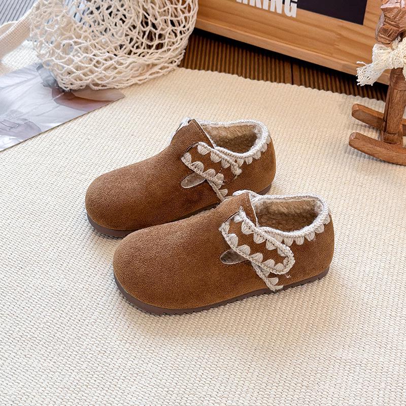 Korean Style Retro Birkenstock Soft Sole Leather Shoes for Girls - Winter 2025 Edition