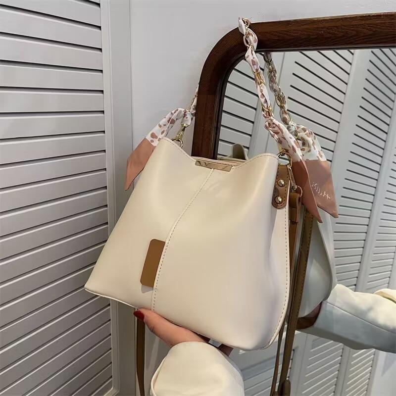 Shoulder bag  women's bag new fashion portable bucket bag high-end versatile messenger bag