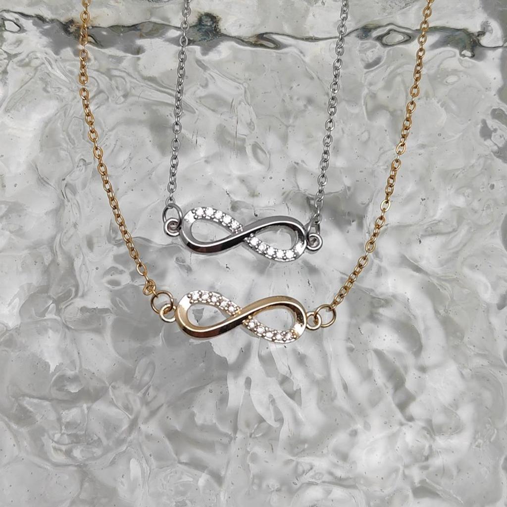 Exquisite Möbius Ring Figure 8 Necklace - Women's High-End Versatile Ins Style Clavicle Chain