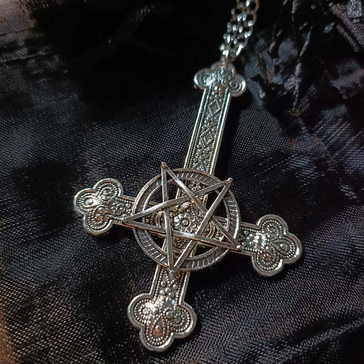 Gothic Punk Inverted Cross And Star Necklace With Zinc Alloy Geometric Pendant For Women