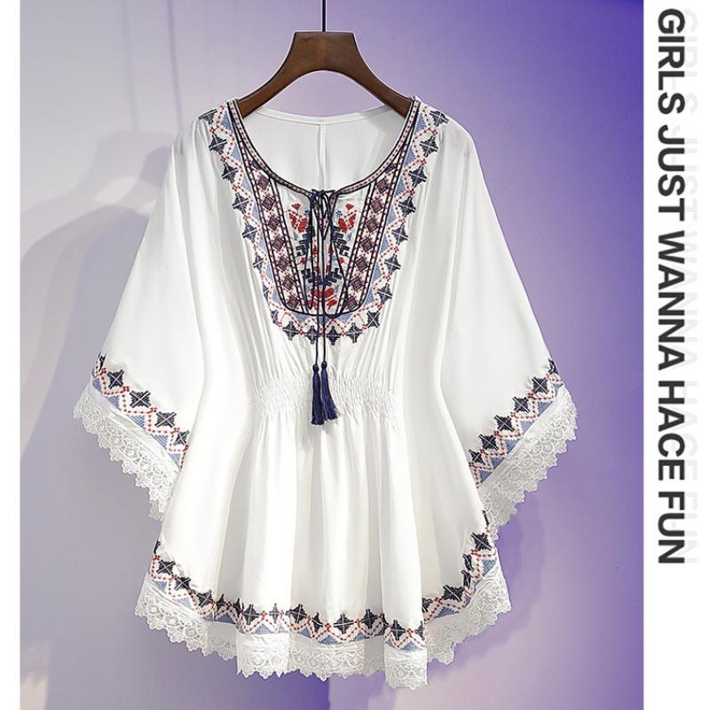 Women Summer Tees Retro Style Embroidery Blouses Cloak Top Loose Cotton Lace Hem Bat Sleeve Kimono Shirts Blusa Feminina