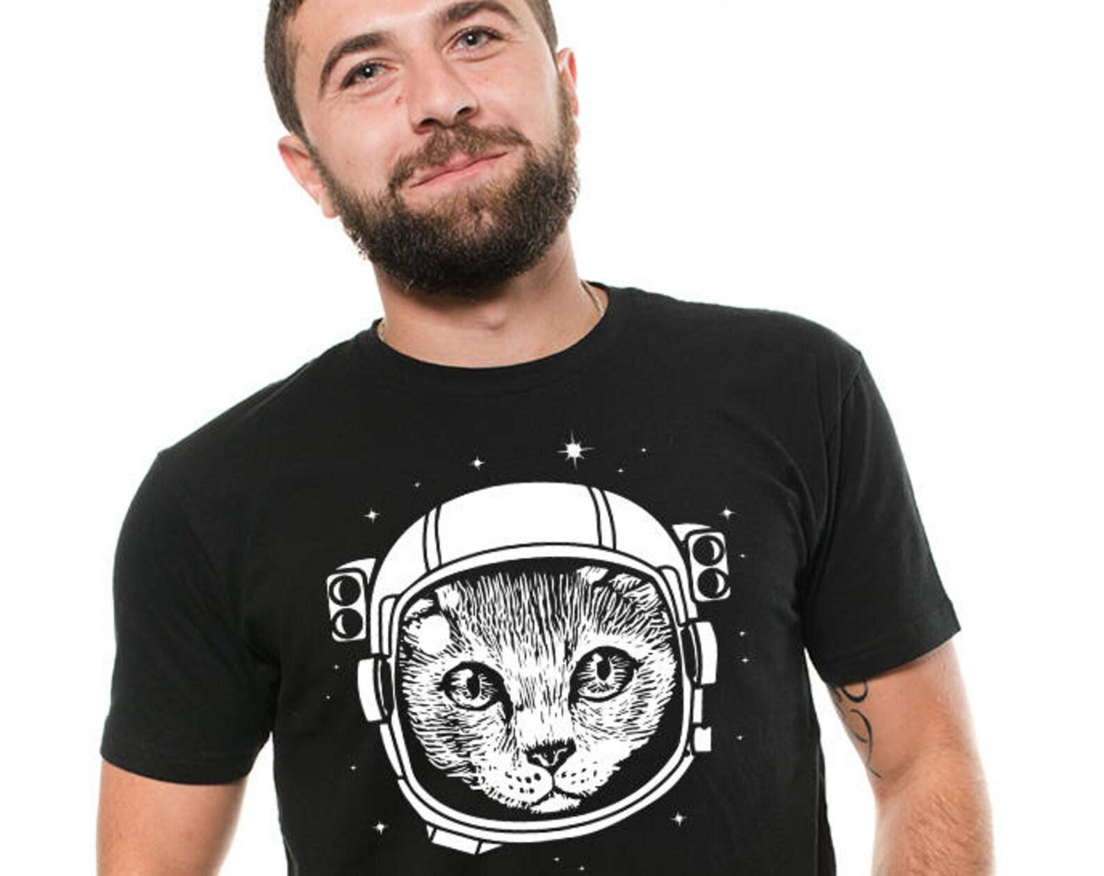 Astronaut Cat T-Shirt: Space Pet Lover Tee L