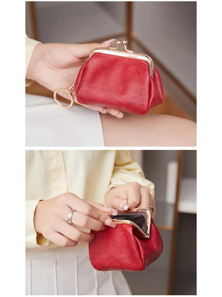 Retro Japanese Mini Clasp Coin Purse - Creative & Portable Coin Storage.