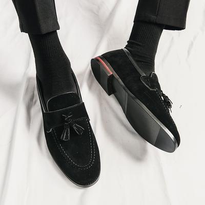 Fashion Spring New Men's Tassel Pointed Soft Soled Gentleman's Bean Shoes Fashionable Men's Comfortable Suede Breathable Casual Loafers