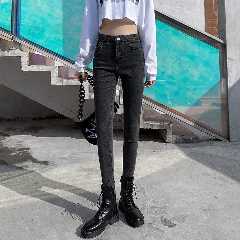 Women's Fleece-Lined High-Waisted Skinny Jeans: Slim-Fit, Warm, Thick, Elastic Pencil Pants for Winter Outings.