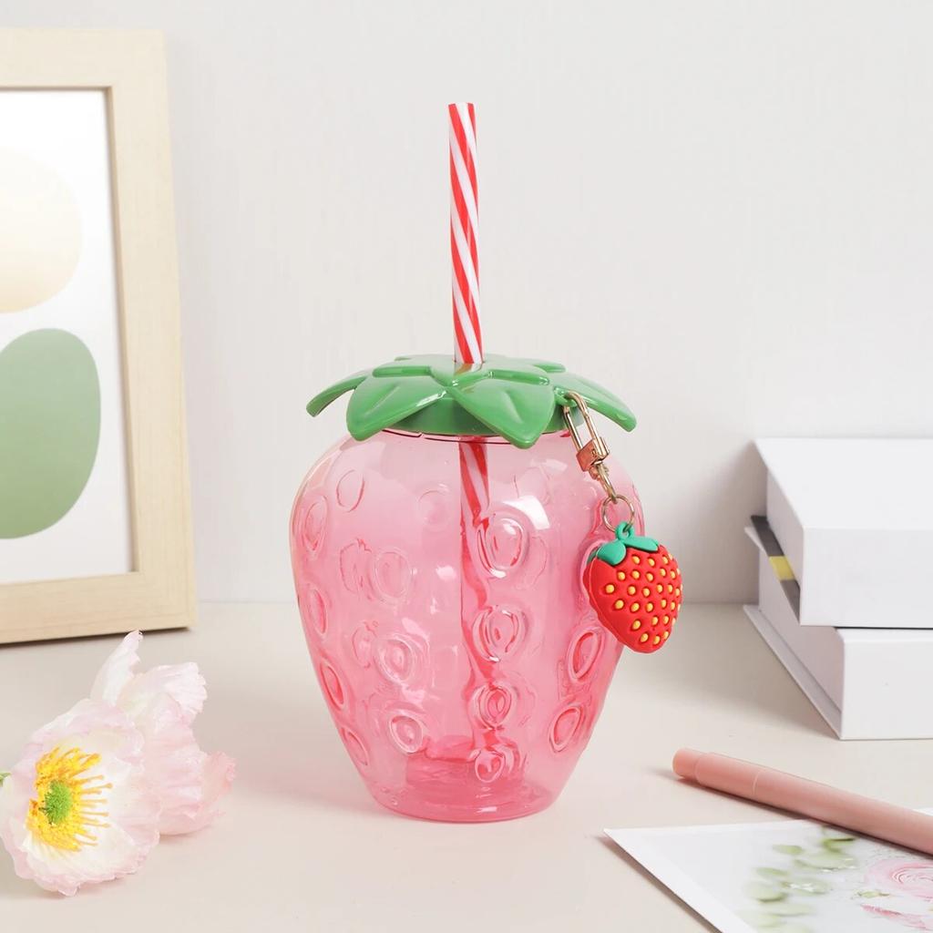 Red Strawberry Strawberry Straw Cup Cannot Hold Hot Water