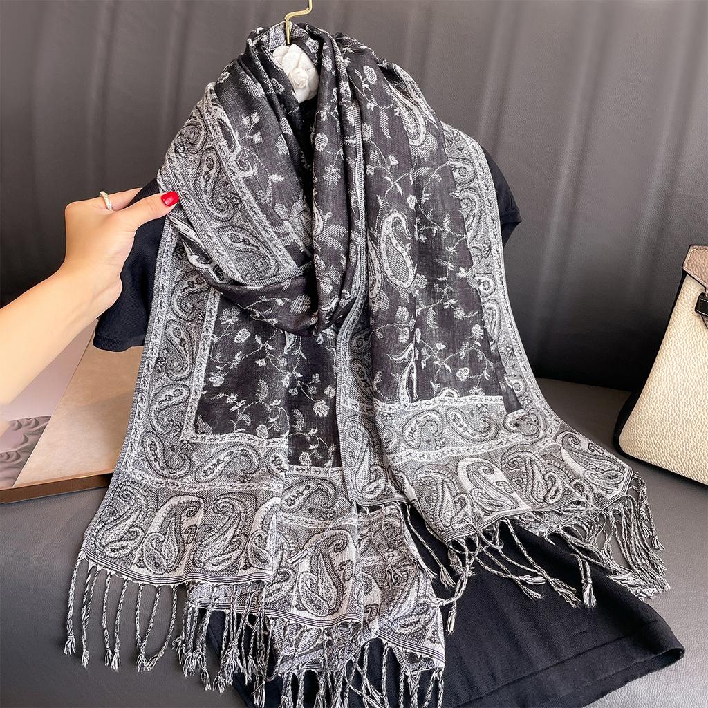 Luxury Tassel Blanket Design Thick Jacquard Pashmina Hijab Winter Warm Shawl Wrap Cashmere Scarf Women Neckerchief Poncho Stoles