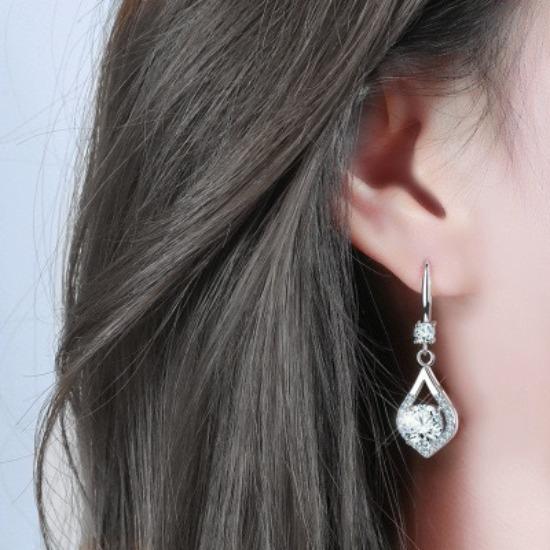 Long Water Drop Ear Hook Femininity Stud Earrings Korean Version Simple And Shiny Zircon Earrings Ear Jewelry Premium
