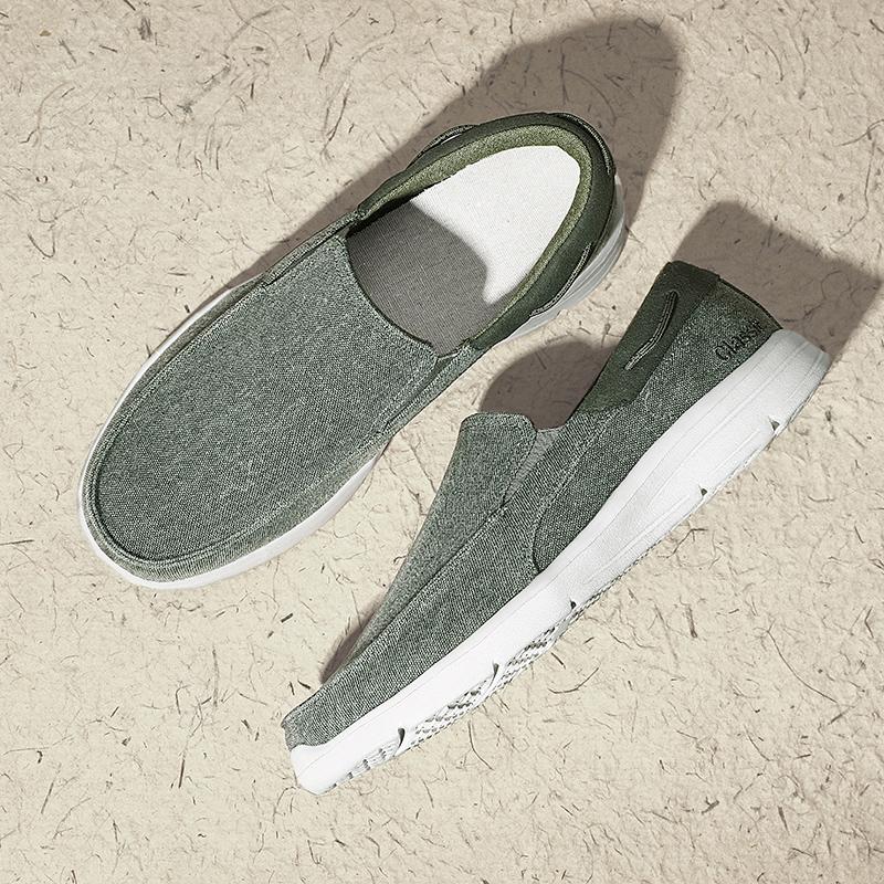 New Summer Breathable Canvas Shoes Men Loafers Slip On Sneakers Fashion Casual Men Shoes Lightweight Flats Men Driving Zapato