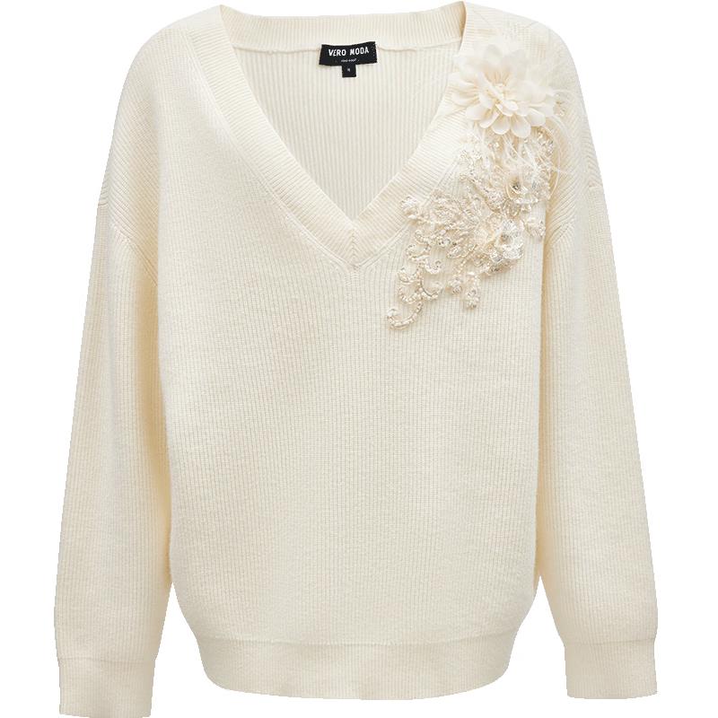 

VEROMODA Women s 3D Decor Loose V-Neck Knit Sweater M