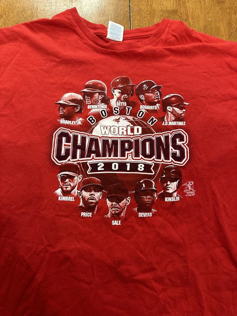 Boston Red Sox 2018 World Series Champions T Shirt XL Roster
