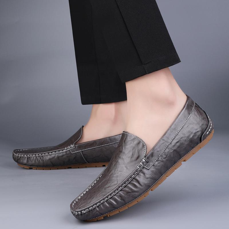 Brand Men Leather Shoes Four Seasons New Plus Size Casual Soft Sole Loafers Shoes Fashion Anti Slip Business Dress Leather Shoes