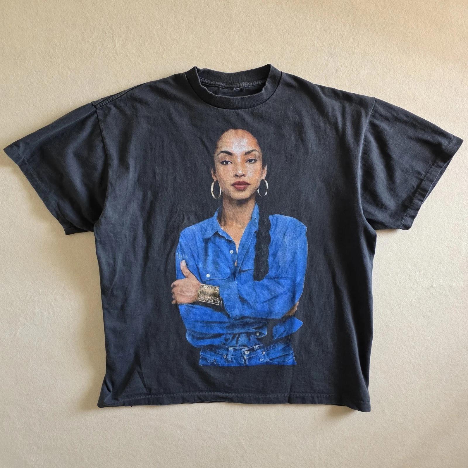 Sade Portrait Big Print Double-sided Tshirt Faded Black XL 3XL