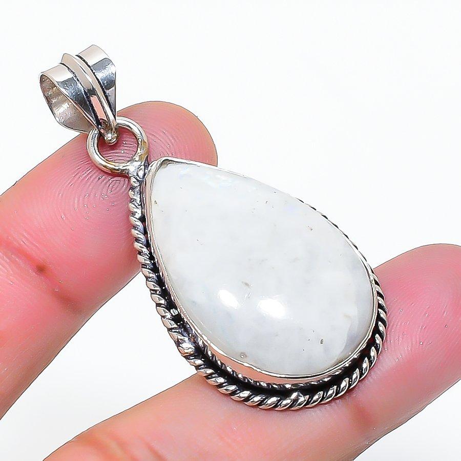 Natural Moonstone Gemstone Handmade 925 Sterling Silver Pendant 1.81 AP-15230
