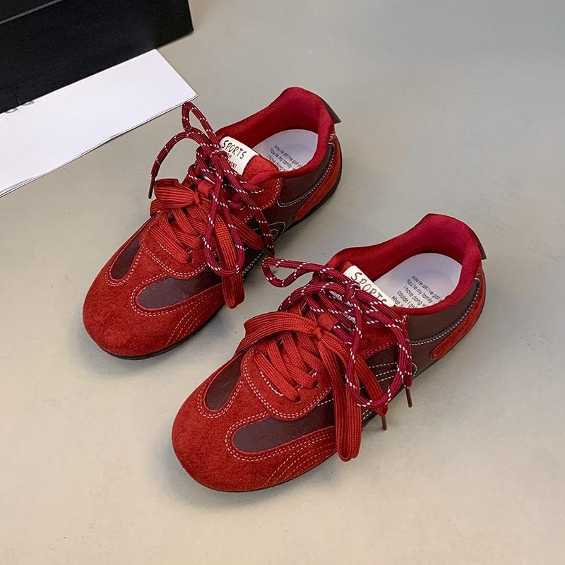 

Модные Нескользящие и Универсальные Немецкие Тренировочные Туфли для Женщин 2025 Новые Женские Легкие Повседневные Одинарные Туфли на Плоской Мягкой Подошве 40 красный