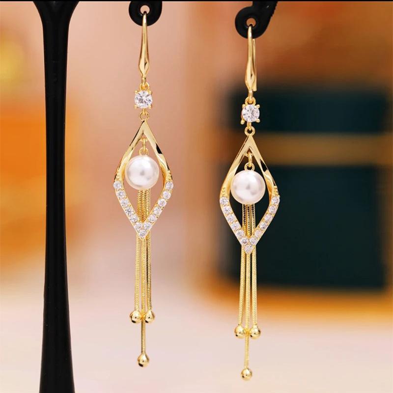 Diamond Shaped Long Tassel Earrings Exude A Fashionable and Goddess Like Aura, with Super Fairy and Versatile High-end Earrings for Women