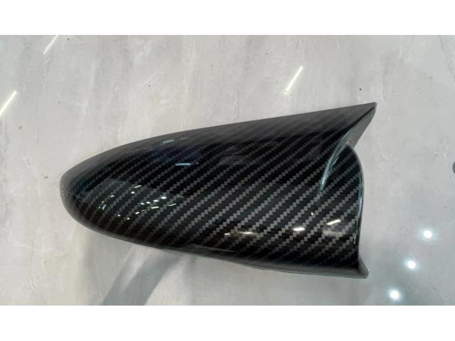 Applicable Hyundai Rearview Mirror Cover Trim - Carbon Fiber Pattern, Anti-Scratch Bull Horn Design
