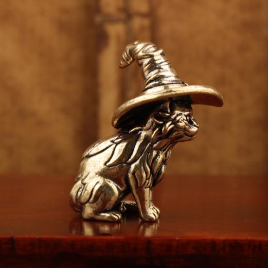 1/2Pcs Retro Cat Witch Ornament Solid Brass Sculpture with Wizard Hat Whispering Story Sculpture Desktop Art Decor