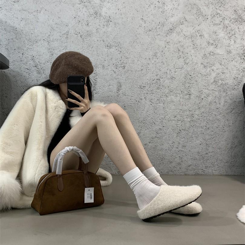 Korean Version of Casual Fluffy Slippers Women's 2025 New Winter Wear Flat-bottomed Lazy Muller Shoes with Fleece Bag Head and Half Drag