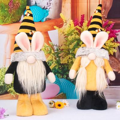צעצועי קטיפה חמודים ומתאימים למתן כמתנות. הם עשויים מחומרים בטוחים לבנים ולבנות
