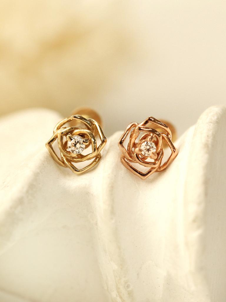 Minimalpiercing 14K Internal Mini Cubic Rose Labret Piercing