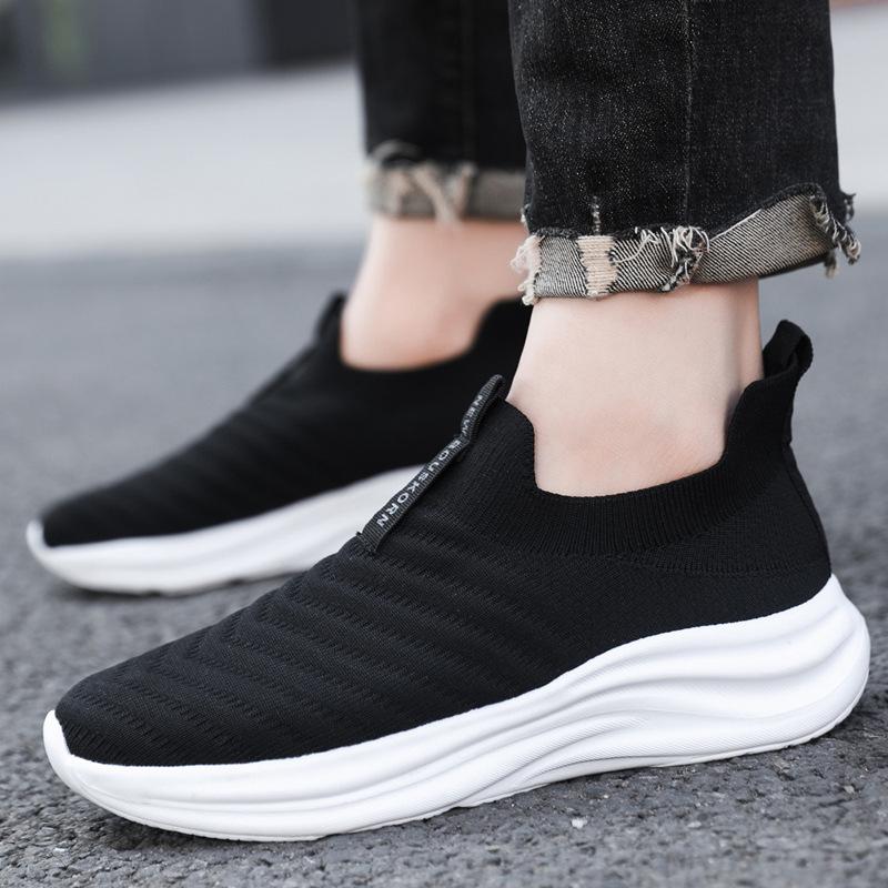 

Ultra-light soft-soled popcorn men s shoes 2025 new one-pedal sports and leisure shoes socks shoes breathable fly-woven mesh 36 чёрный