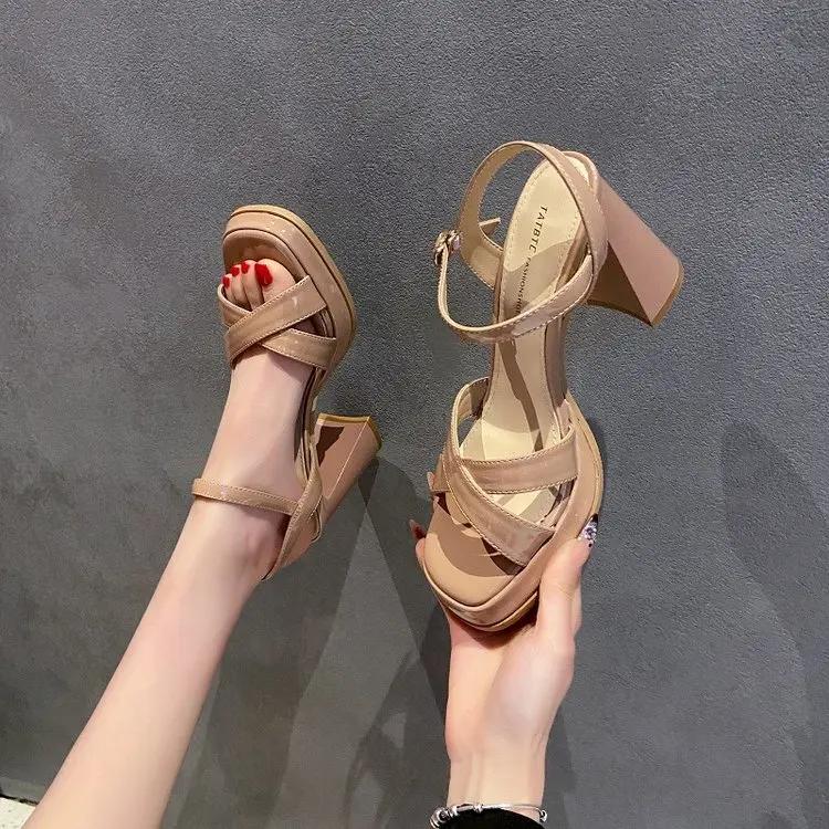 Fashion Open-toe One-line Buckle High Heels Women's Fashion Sandals Summer New Women Europe and The United States Thick Heel Roman Shoes