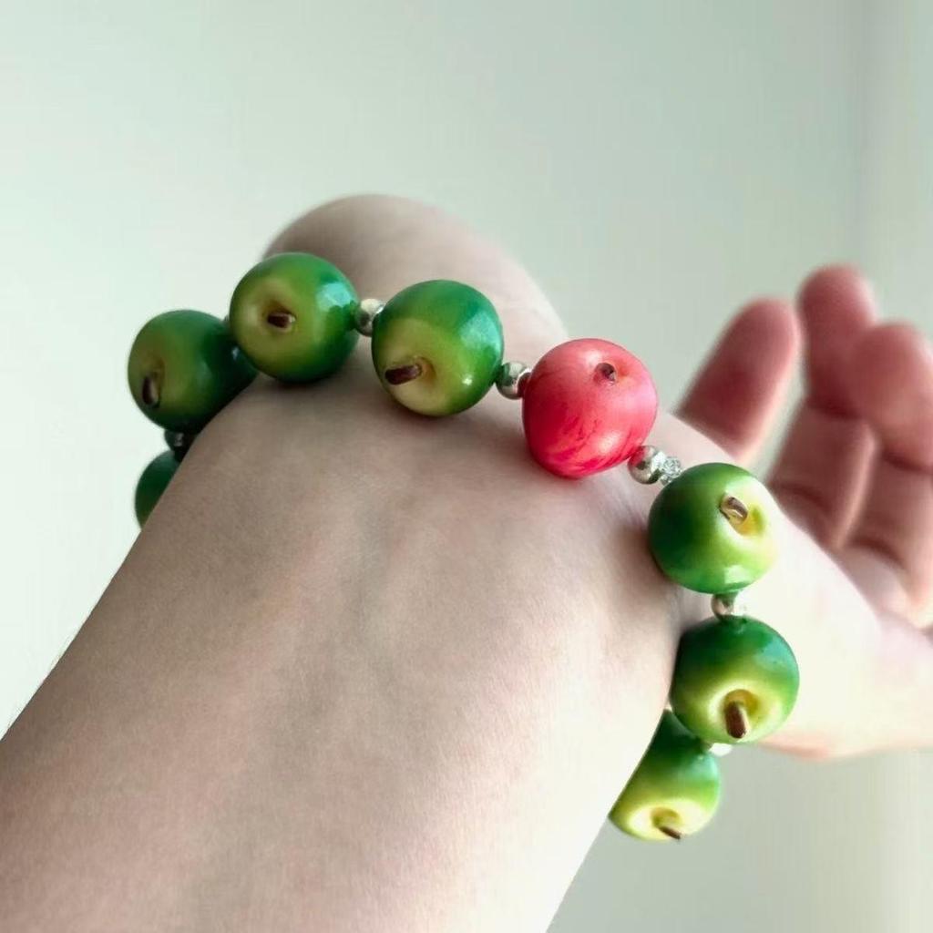 Trendy Apple-Themed Summer Bracelet - Creative Gift for Couples and Friends