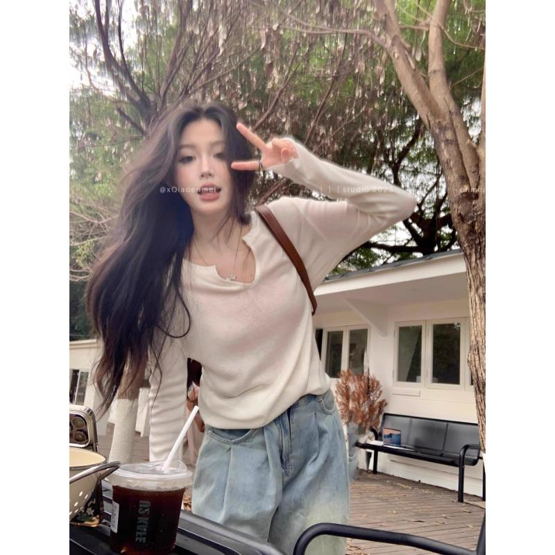 Korean Style Simple Right Shoulder V-neck Long-sleeved Sweater for Women 2024 Early Autumn New Loose Bottoming Slim and Versatile Top