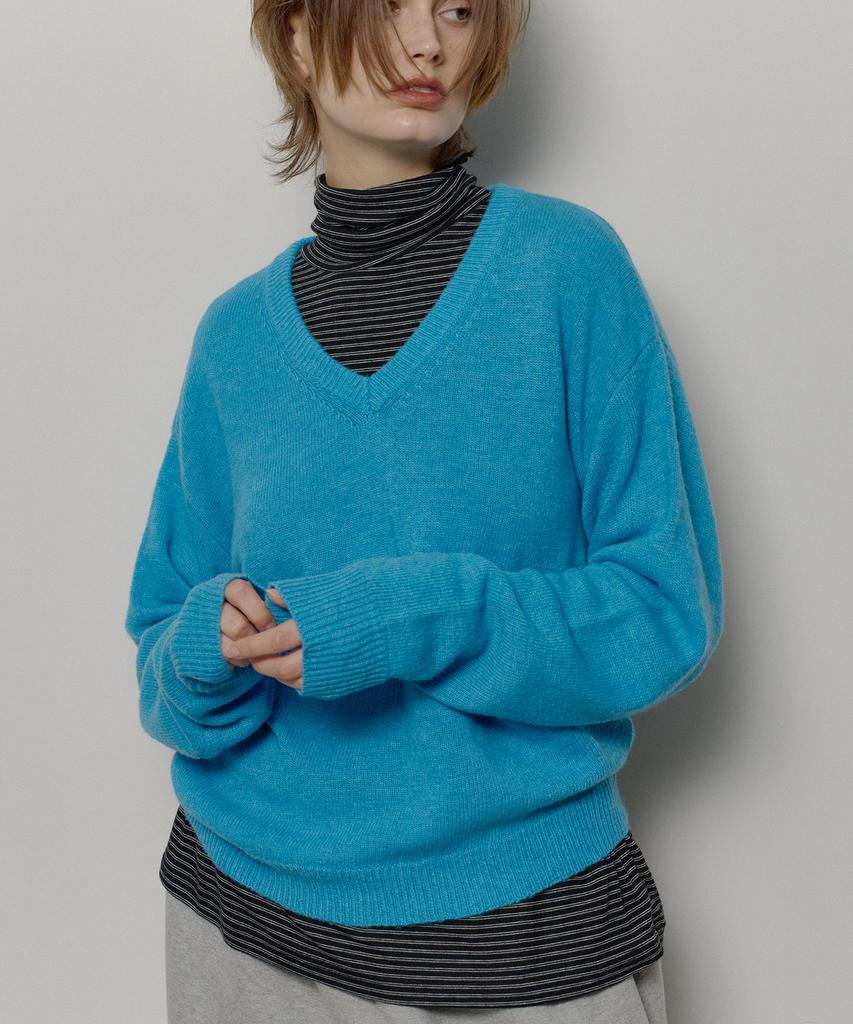 Lonkeu Wool V-Neck Knit (Blue)