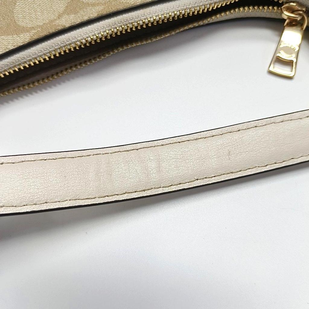 [Tweedehands] Payton 21 Klassieke Monogram Ritssluiting PVC Leer Halve Maan Schoudertas - Uitstekend #DDBKMQ