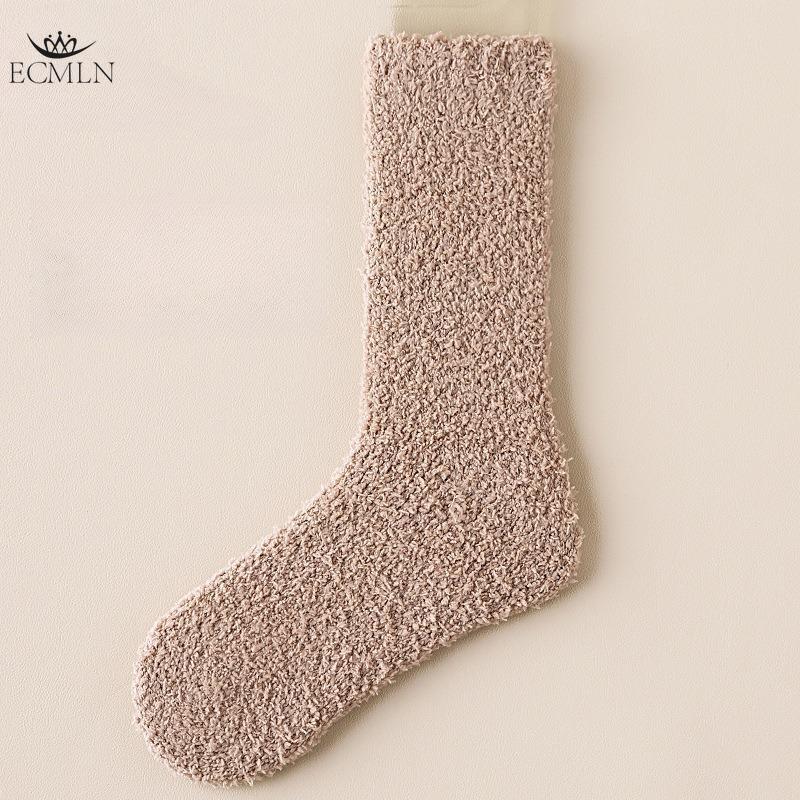 Coral Fleece Socks Autumn and Winter Women's Mid-calf Socks Non-shedding Fleece-lined Warm Sleep Socks Floor Socks