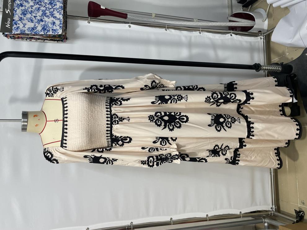 Šaty v evropském a americkém stylu pro zahraniční obchod