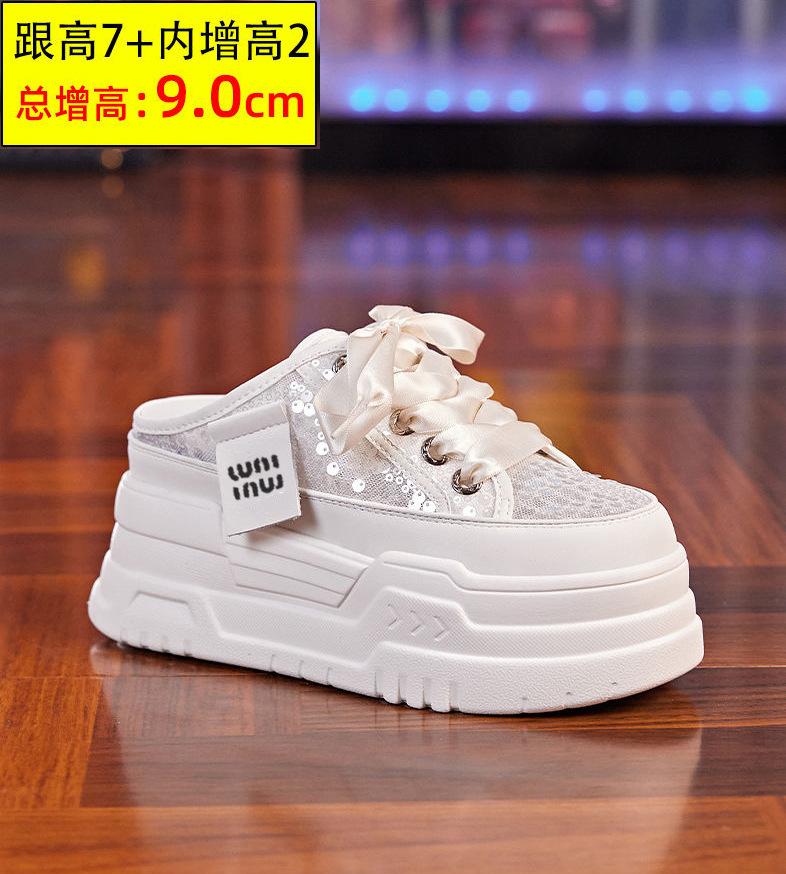 Outer slippers women's platform 2025 summer new inner height-increasing sandals versatile mesh breathable small muffin shoes