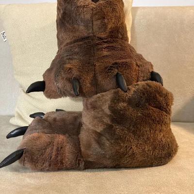 2024 Nieuwe Chocolade Berenpoot Bont Pantoffels voor Dames Creatieve Cosplay Dierenklauw Pluizige Schoenen voor Binnen Instap Katoenen Slippers