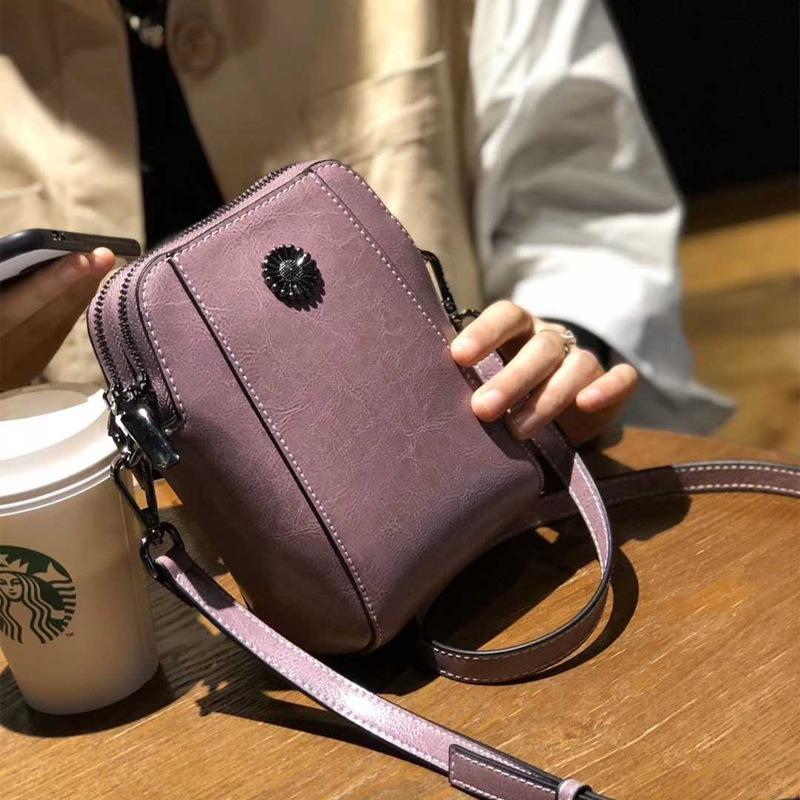 Small bag women's new oil wax cowhide leather women's bag mobile phone bag fashion shoulder messenger bag women's