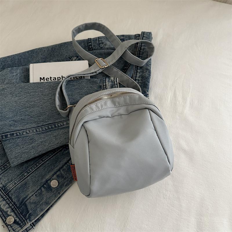 

Stylish Oxford Fabric Small Crossbody Bag For Women With Retro Casual Aesthetic синій