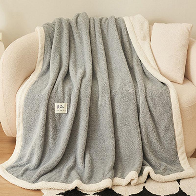 Dicke, feste Korallenfleece-Decke für Herbst und Winter, hautfreundliche, warme Bettdecke für Zuhause, Einzelsofa-Überwurf für Büro-Nickerchen